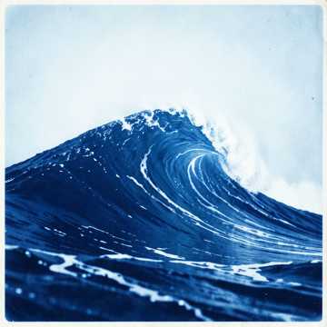 Обложка: I Rise With The Tide